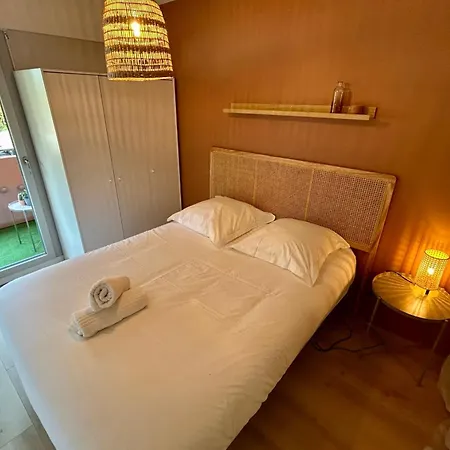 Appartement Charming Air-conditioned With Terrace & Parking 600 M From The